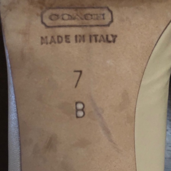 COACH Authentic in Fine Italian Leather - Picture 6 of 7